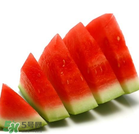 西瓜可以隔夜吃吗,西瓜过夜了是不是不能吃了