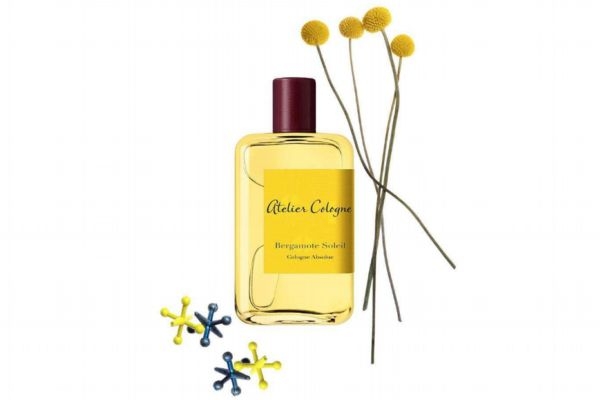 欧莱雅小黑瓶使用顺序(欧莱雅小黑瓶怎么用)