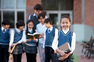 12岁小孩不想上学怎么办,十二岁小孩厌学怎么办