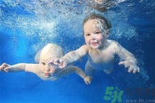 孩子学游泳的最佳年龄,学游泳的最佳年龄段是多少