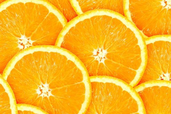 橙子有一股酒味了还能吃吗,橙子有酒精味还可以吃吗