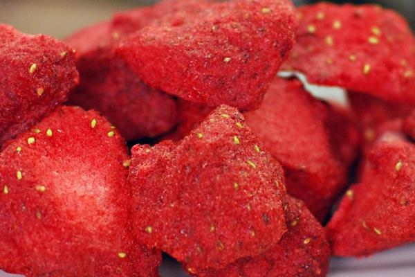 吃冻干草莓的好处,冻干草莓有什么好处