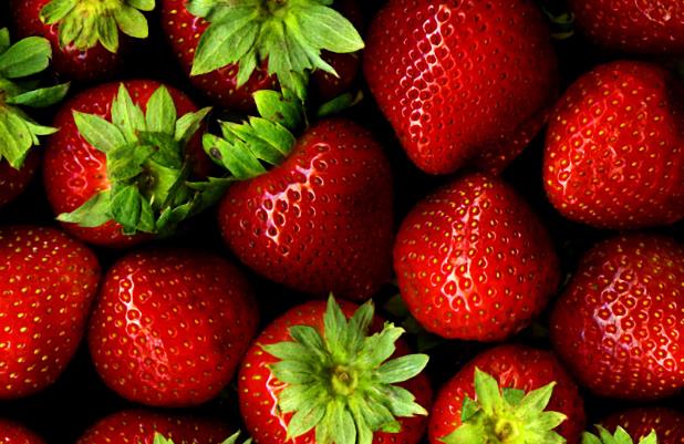 怎样洗草莓不容易烂,草莓怎么洗才干净又不坏 怎样洗草莓不容易烂,草莓怎么洗才干净又不坏