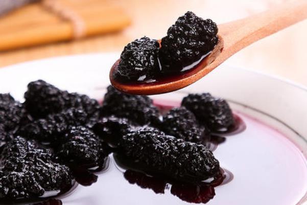 桑葚干是怎么制作成的?,桑葚如何制成干