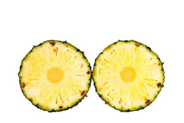 菠萝能和西红柿一起吃吗?,菠菜和西红柿能不能在一起吃