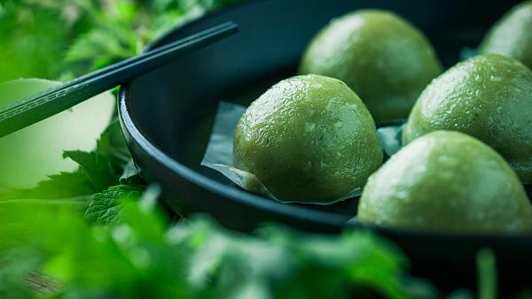 蒸包子垫的纸叫啥,蒸包子使用的垫纸是什么纸?