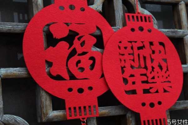 北方小年吃什么传统食物过小年祭拜灶神的由来传说故事,北方小年吃什么传统食物图片 北方小年吃什么传统食物过小年祭拜灶神的由来传说故事,北方小年吃什么传统食物图片