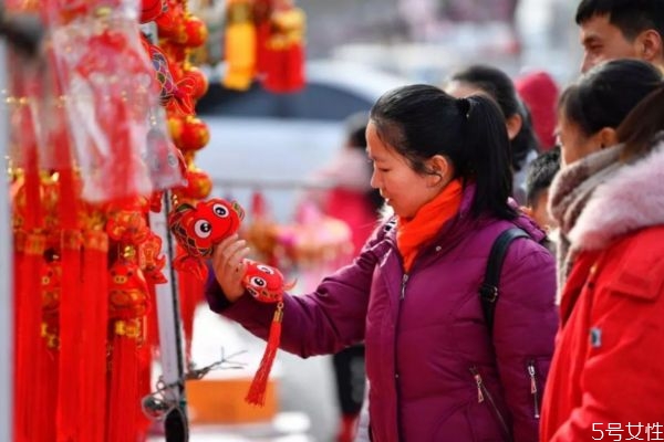 2020年过小年是腊月23还是24,2021年小年是腊月多少号