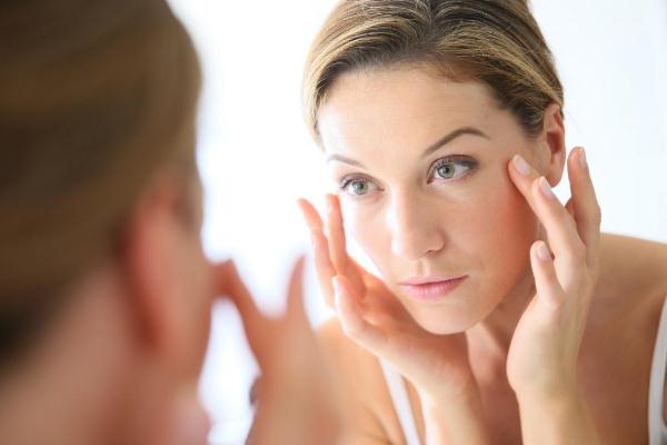 怀孕可以化妆吗对胎儿有影响吗,怀孕期间可以用化妆品吗?