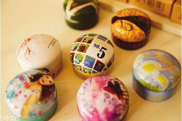 固体香水怎么使用,固体香膏香水怎么用