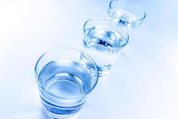 喝什么水可以缓解孕吐,孕妇喝什么水可以缓解孕吐