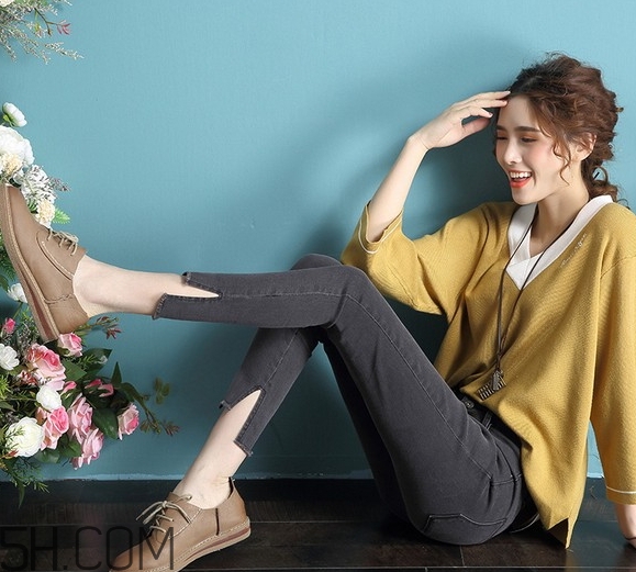 羽绒服下雪天穿可以吗,羽绒服防雪吗