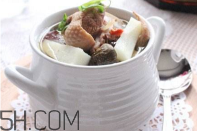 秋燥喝什么汤好,秋天去燥喝什么汤 秋燥喝什么汤好,秋天去燥喝什么汤