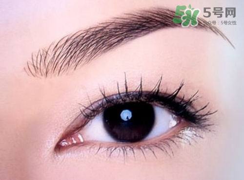 冬天纹眉好还是夏天纹眉好,夏天能纹眉吗?