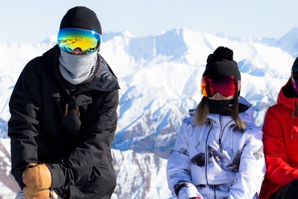 滑雪杖小知识(滑雪必须用滑雪杖么)