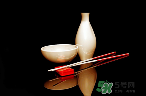 三伏天可以喝白酒吗?,白酒能不能喝