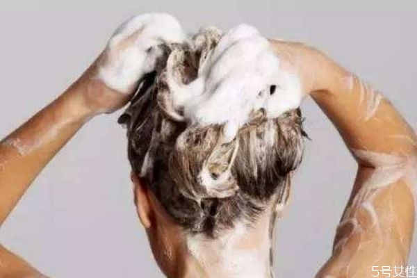 孕期能洗头吗,孕期能洗头发吗