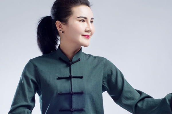 老年人打太极拳的好处(老年人打太极拳的好处)