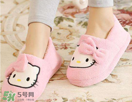 3月底穿什么月子服,夏季坐月子需要戴帽子和穿月子鞋吗