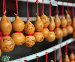 端午节为什么要挂葫芦和艾蒿,端午节为什么要挂葫芦? 端午节为什么要挂葫芦和艾蒿,端午节为什么要挂葫芦?