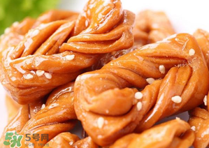 立夏为什么吃麻花,立夏吃麻花的由来