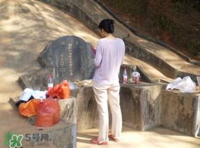 清明节女人能上坟吗?,过年女的能上坟吗 清明节女人能上坟吗?,过年女的能上坟吗