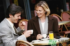 清明节带女朋友回家合适吗,过年带女朋友回家好吗