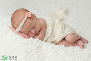 2017年出生的宝宝是什么命,2018年生的宝宝是什么命