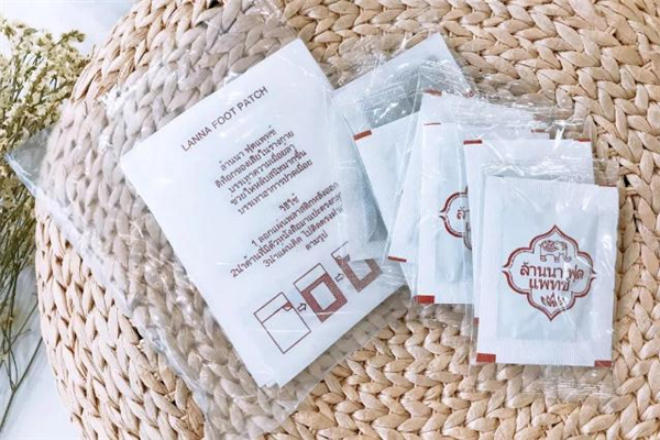 足贴一般贴几个小时最好,足贴要贴几个小时