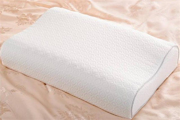 乳胶枕头夏天枕着热吗,乳胶枕遇热好不好