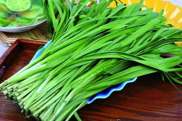 韭菜能治脚气吗?怎么治?,韭菜泡脚能治脚气吗