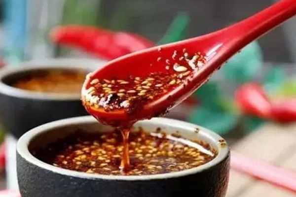 炸辣椒油油温多少度合适,炸辣椒油油温多少度放芝麻