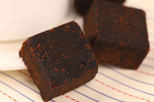 黑糖好坏怎么分辨,黑糖怎么辨别真假好坏