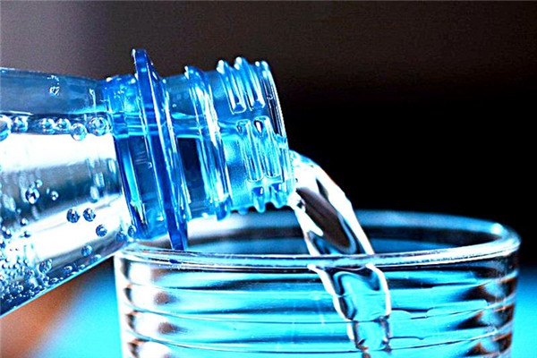 保温杯每天都要清洗吗,保温杯里水放隔夜喝吗 保温杯每天都要清洗吗,保温杯里水放隔夜喝吗