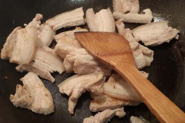 回锅肉需要焯水吗,回锅肉不焯水可以吗