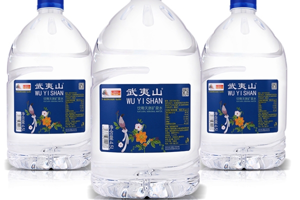 天然矿泉水和纯净水的区别,天然水和纯净水的区别