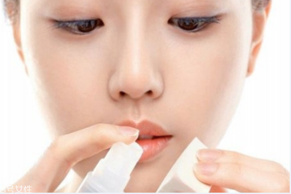 正确的跑步姿势(正确的跑步姿势和方法)