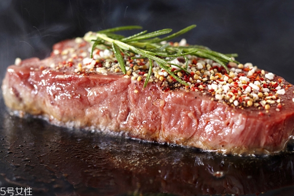 菲力牛排和大希地牛排哪个好,菲力牛排100克价格