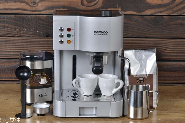 咖啡机家用如何选择,家用咖啡机买什么样的好