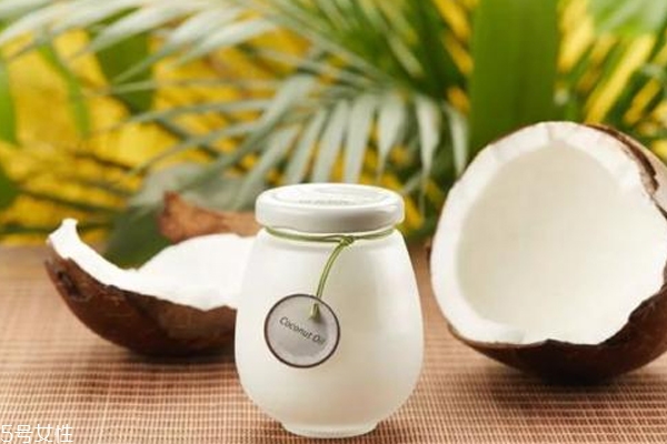 如何鉴别椰子油的质量,怎么判断椰子油变质了 如何鉴别椰子油的质量,怎么判断椰子油变质了