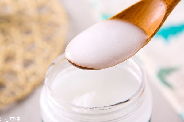 椰子油如何挑选,怎么挑选椰子油 椰子油如何挑选,怎么挑选椰子油