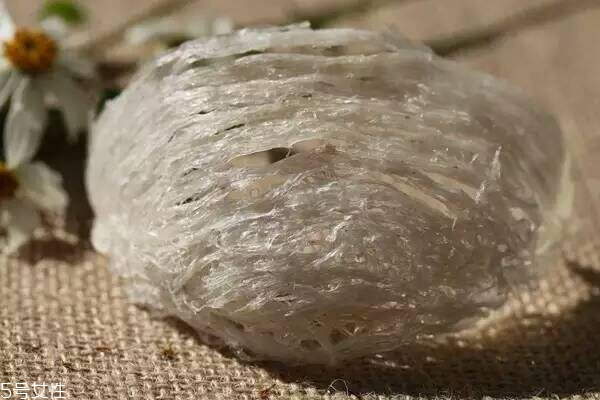 燕窝什么地方产的最好,燕窝哪里产地最好