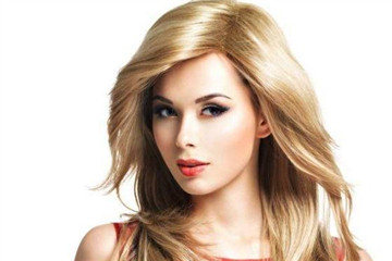 头发总是很油是什么原因,头发越来越油是啥原因