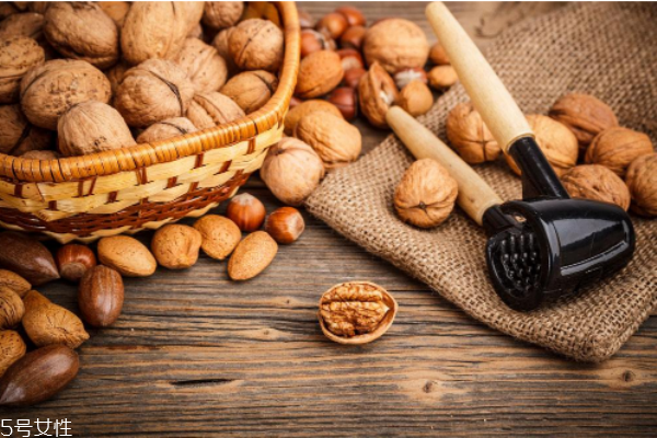 健身吃坚果有什么好处(健身吃坚果有什么好处和坏处) 健身吃坚果有什么好处(健身吃坚果有什么好处和坏处)