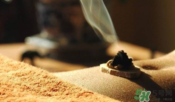 三伏灸会痛吗,艾灸会疼吗 三伏灸会痛吗,艾灸会疼吗