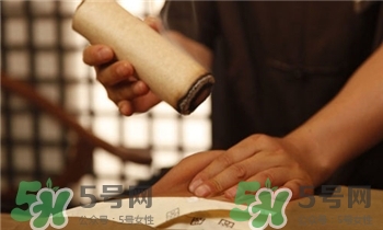 例假期间可以用艾灸吗?,女性月经期可以艾灸吗?