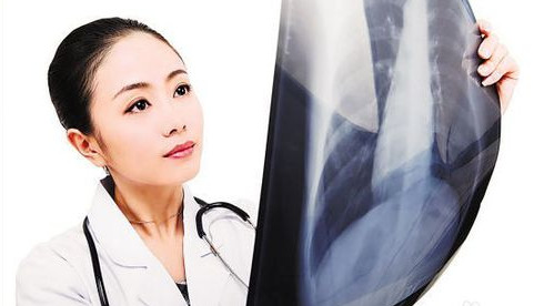 左边肩膀高,右边肩膀低怎么纠正,左边肩膀高,右边肩膀低