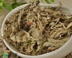 艾叶泡脚有什么功效和作用,艾叶泡脚的功效和作用泡脚的好处