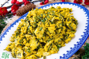 蕨菜可以炒鸡蛋吗,蕨菜可以炒鸡蛋吗?蕨菜能和鸡蛋一起吃吗? 蕨菜可以炒鸡蛋吗,蕨菜可以炒鸡蛋吗?蕨菜能和鸡蛋一起吃吗?