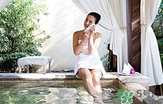 用盐水泡脚要放多少盐,泡脚水放多少盐合适